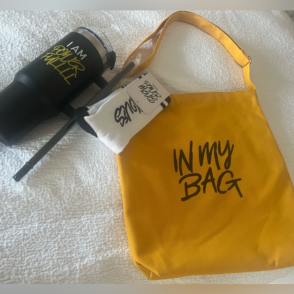 Sarah Jakes book tour Bag